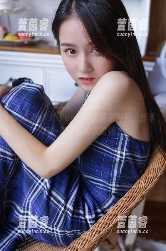 探秘Choi Ji Yun日向比基尼图包，分享每一张背后故事的魅力